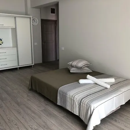 Apartament Royal Apolonia אפורי נורד
